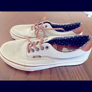 Unisex Vans size 8.5/10